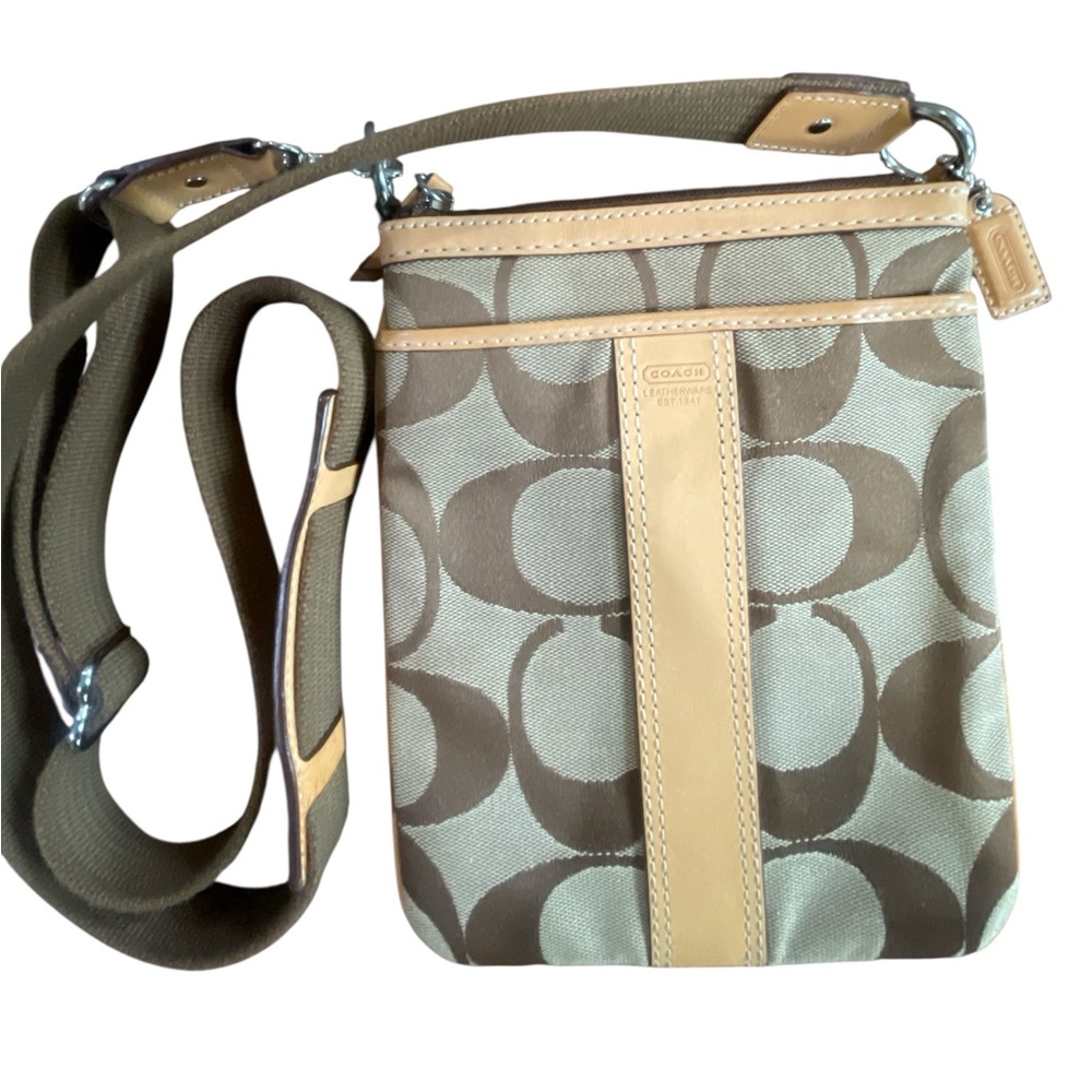 Vintage Coach Signature Swingpack Crossbody